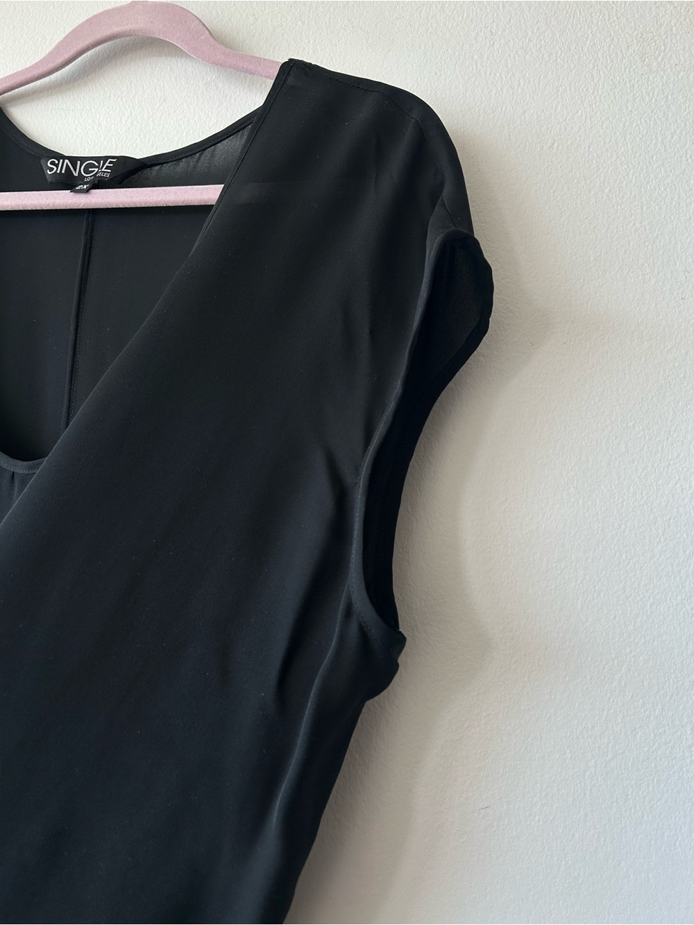 SINGLE Los Angeles 2X Sleeveless Silk Chiffon Blouse in black - Picture 2 of 11